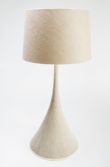 J1-01_cone_lamp_in_shagreen_and_bone_2_main