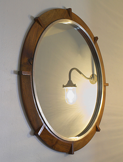 Starboard_mirror_0_main