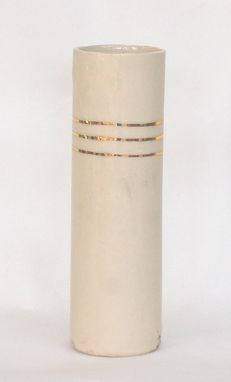 Cylinder_vase_with_gold_bands_main