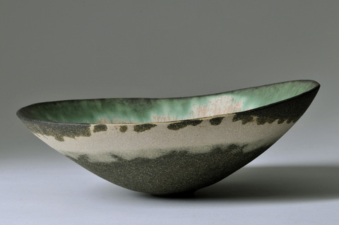 30_shallow_dark_copper_bowl_main