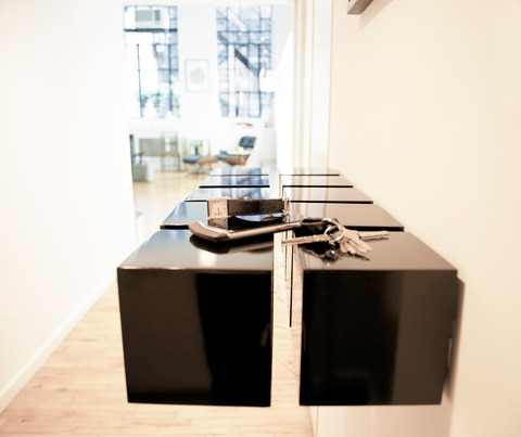Rpr-floatshelf-blacklacquer-md2_main