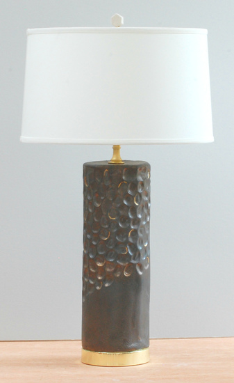 Carved_lamp_-_black_hr_main